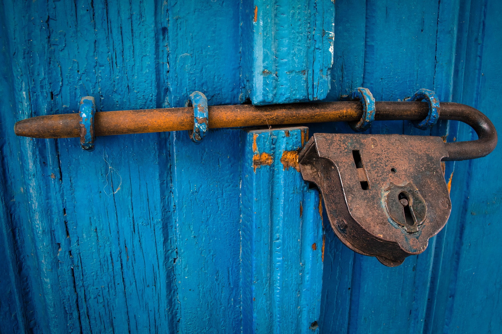 Rusty lock in a door